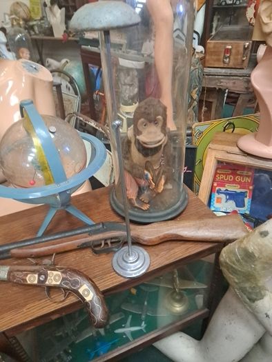 20th Century Hat /Wig Stand