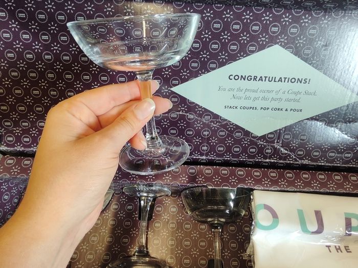 shampagne glasses