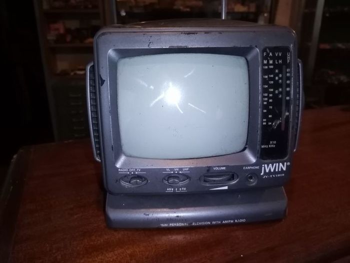 vintage 12v tv