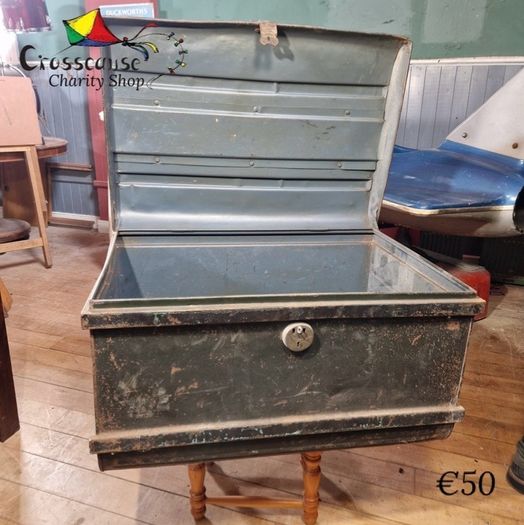 Antiques & Collectables