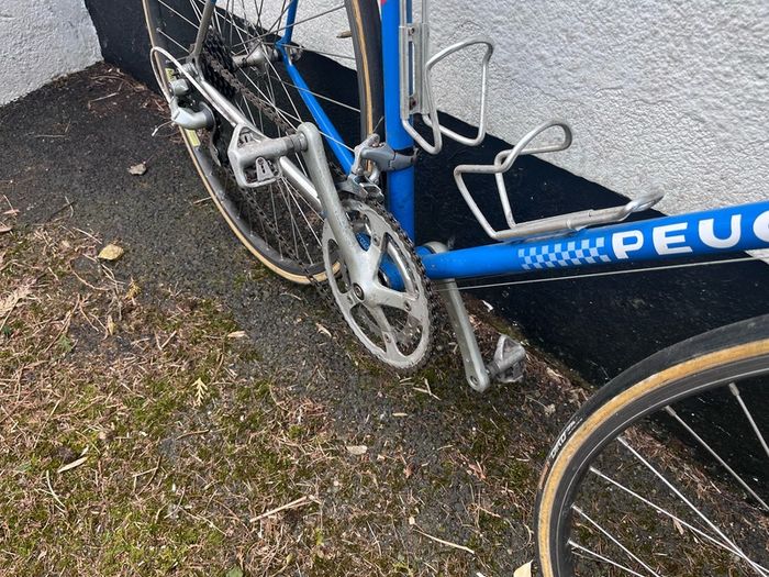 Vintage 1989 Peugeot SLX racing bike
