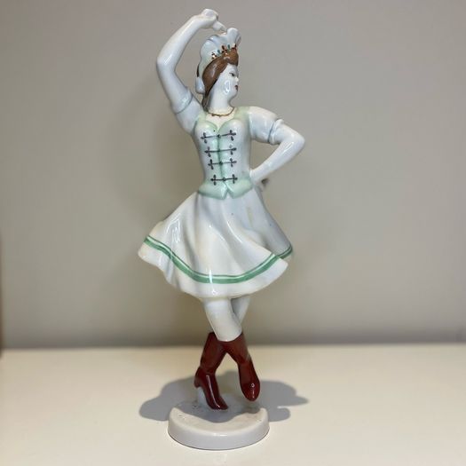 A Beautiful Hollohaza Hungarian Dancer Hand painted Porcelain Figurine