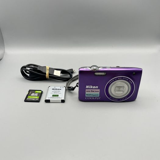 Nikon Coolpix S3100 14MP Digital Camera Purple - Full Kit