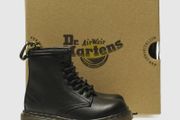Kid dr martens