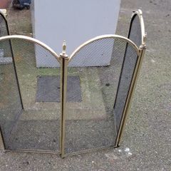 Gold fireguard