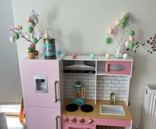 toy kitchen