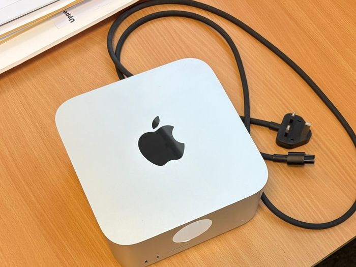 2022 Mac Studio M1