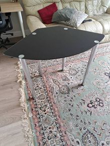 Desk corner shaped