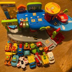 Vtech tuk tuk driver garage and 13 vehicles