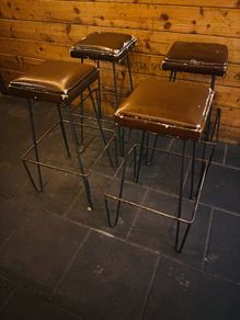 4 x bar stools