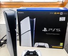 PS5 Slim - Digital - Under Warranty