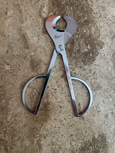 cigar cutter