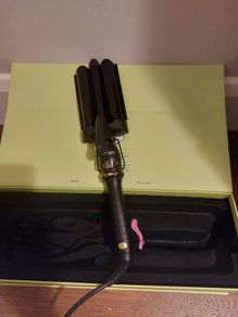 Amika High Tide Deep Waver