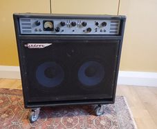 Ashdown ABM Evo 300 bass amp