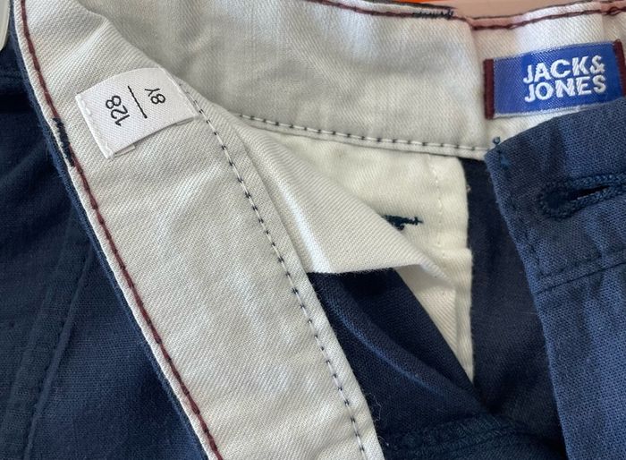 NEW: Boys Linen Style Shorts (Age 8)