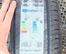 Car tire