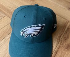Eagles cap New Era