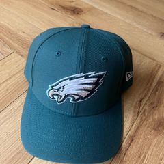 Eagles cap New Era