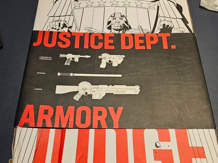 2000AD ThreeA 3A Judge Dredd 1/6 scale figure (damaged)