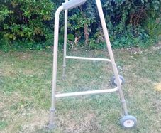 zimmer frame