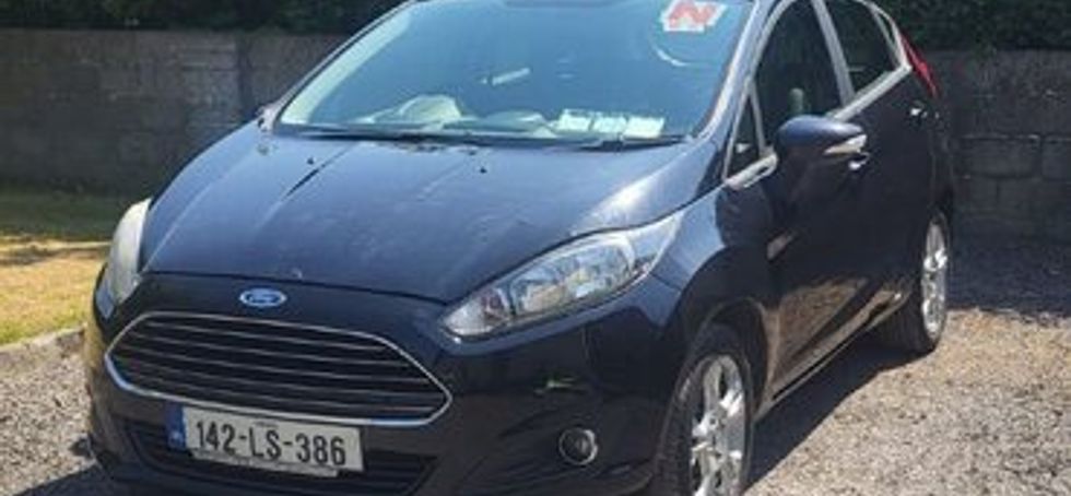 2014 Ford Fiesta - Great starter car