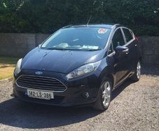 2014 Ford Fiesta - Great starter car