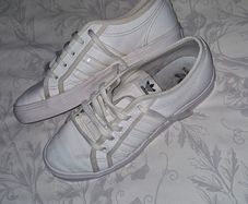 Adidas Originals Nizza Low leather trainers