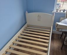 Single bed frame and mattress 90 x 200