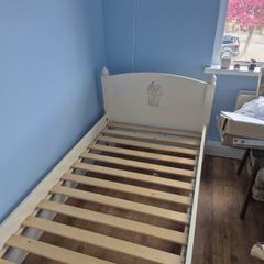 Single bed frame and mattress 90 x 200