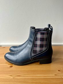 Luis Gonzalo ankle boots 39/6