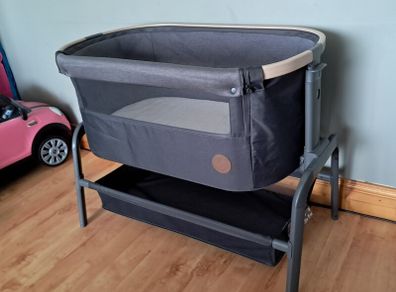 Maxi-Cosi Iora Co-Sleeper Graphite
