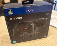 Nacon Revolution Unlimited PS4 Pro controller (UNOPENED)