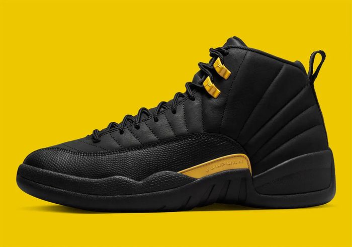 Air Jordan 12  Retro Black/Taxi