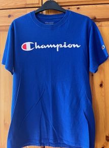Champion T-shirt Size Small (small Adult)  In Excellent Condition.