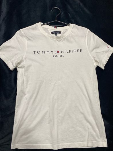 tommy hilfiger Tee shirts