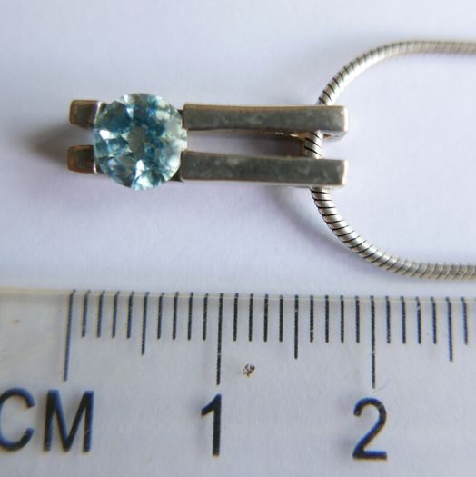 Vintage 925 Sterling Silver Pendant with Blue Stone on chain