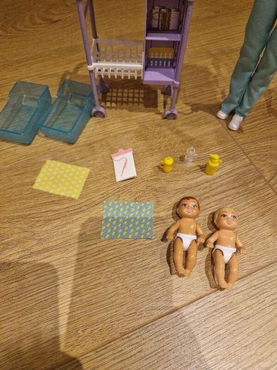 Barbie Careers Baby Doctor Playset