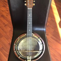 Vintage belltone banjolin
