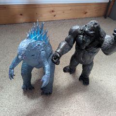 Godzilla  King Kong Large Action Figures Set of 2