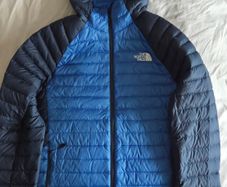 Northface Bettaforca Lightweight Hoodie - Down Jacket (Small)