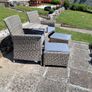 Two seater rattan chair Image 3