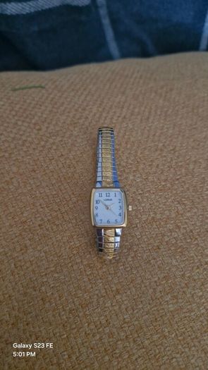 lorus quartz ladies two tone white dial expander