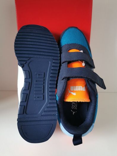 Unisex  PUMA kid's runners NEW size UK 2