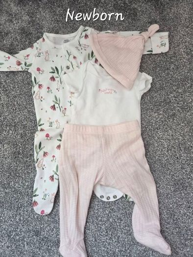 Newborn baby clothes