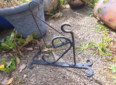 hanging basket bracket