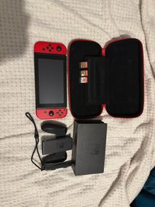 Nintendo switch (Super Mario Odyssey edition)
