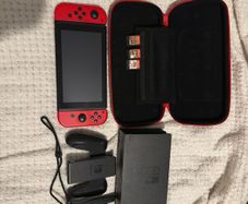 Nintendo switch (Super Mario Odyssey edition)