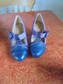 Ladies T Bar Shoes for Sale