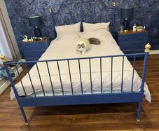 Double bed frame