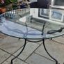 Glass top garden table Image 3